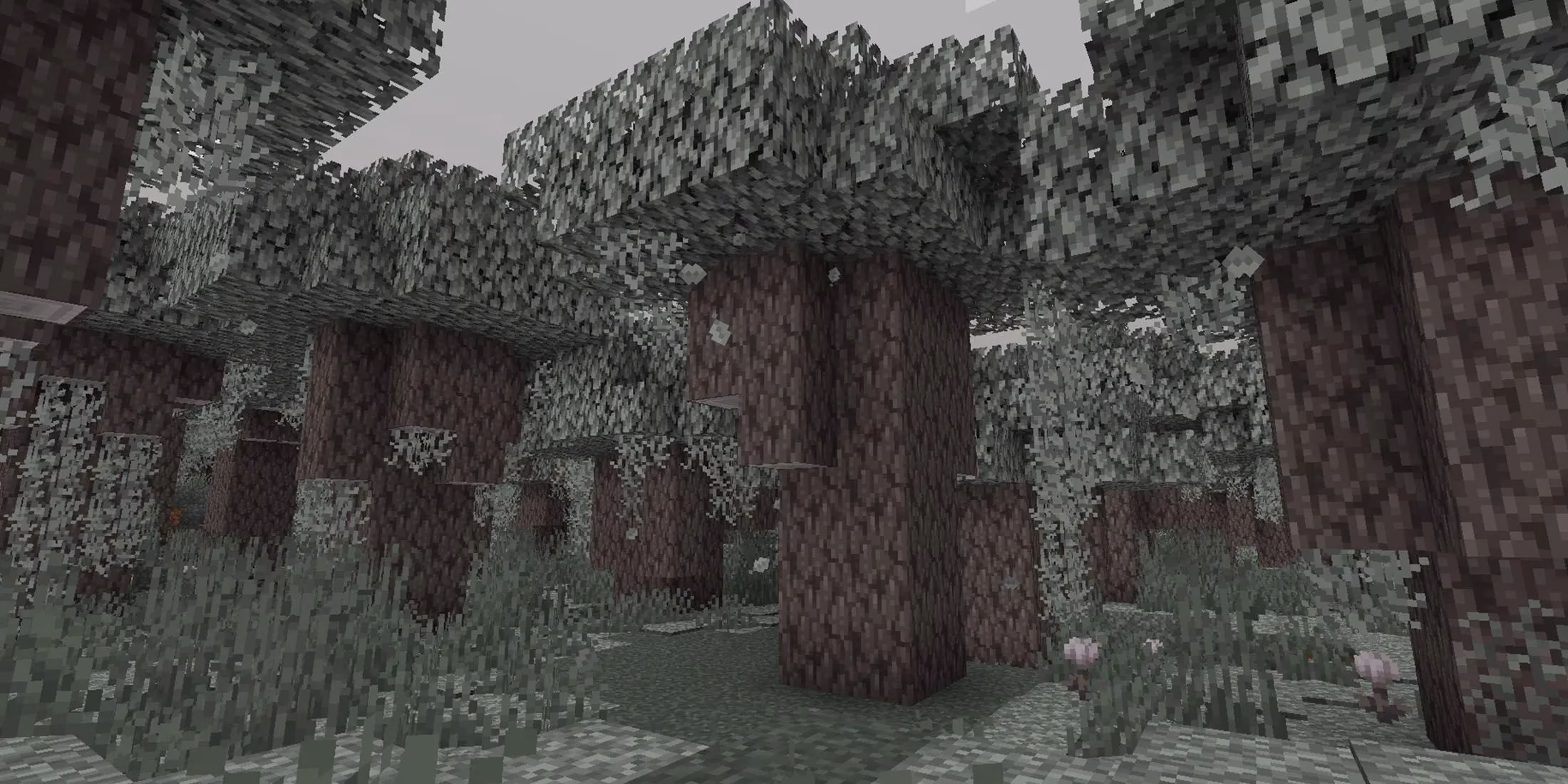 the-pale-garden-awaits-my-terrifying-adventure-in-minecraft-s-spookiest-biome-image-0